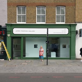 Hellen van Meene standing in front of James Freeman Gallery